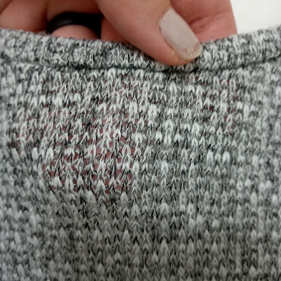 American Eagle Heather Gray Tweed Sweater Petite - Picture 7 of 13